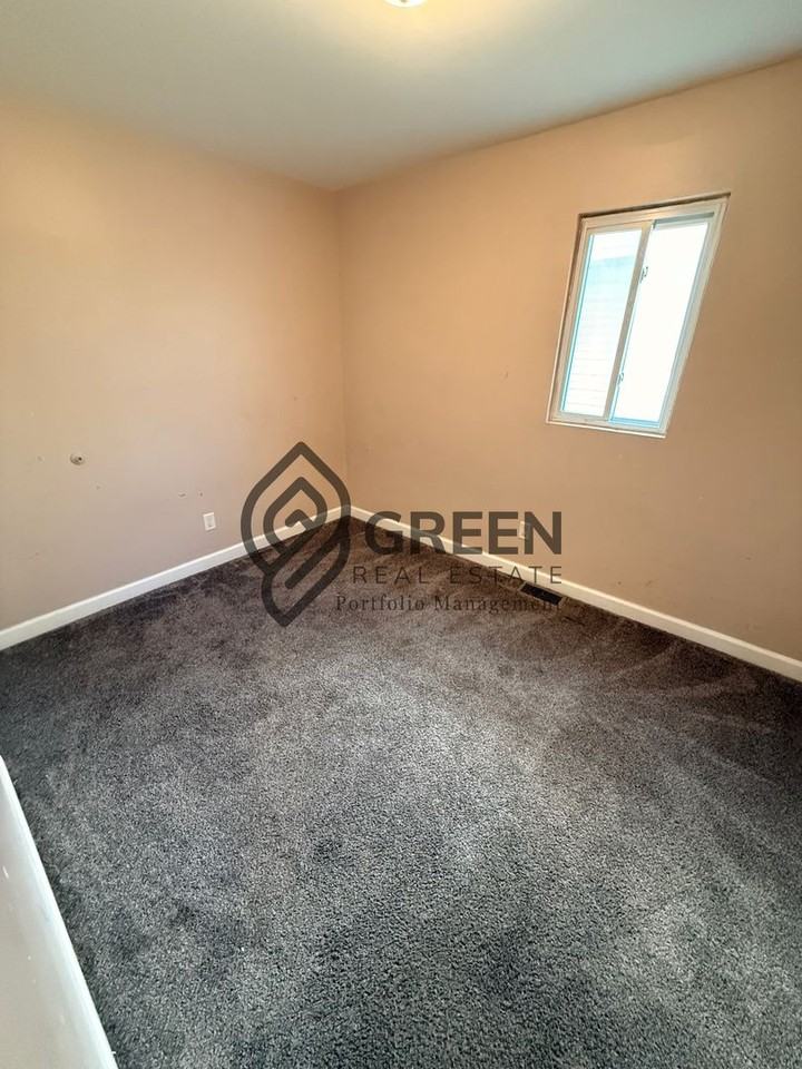 240 Tedmark Ct. - Photo 6 of 8