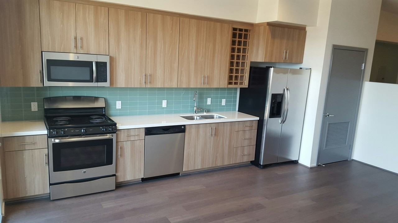 Olea - Photo 3 of 31