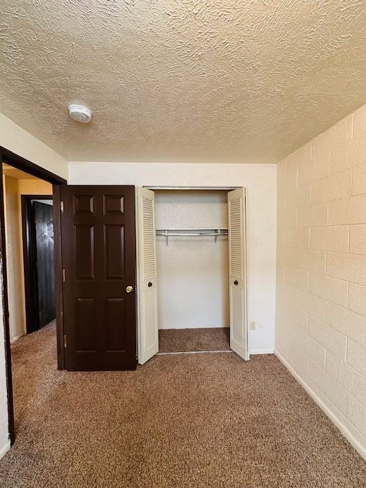 125 Monroe Avenue - Photo 2 of 10