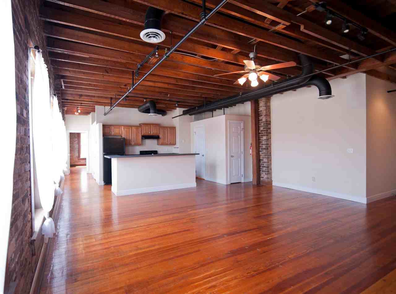 Market Street Lofts - Photo 6 of 37