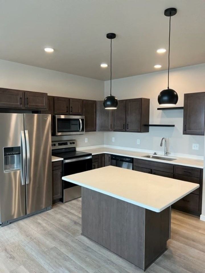 Townsite Flats - Photo 5 of 5