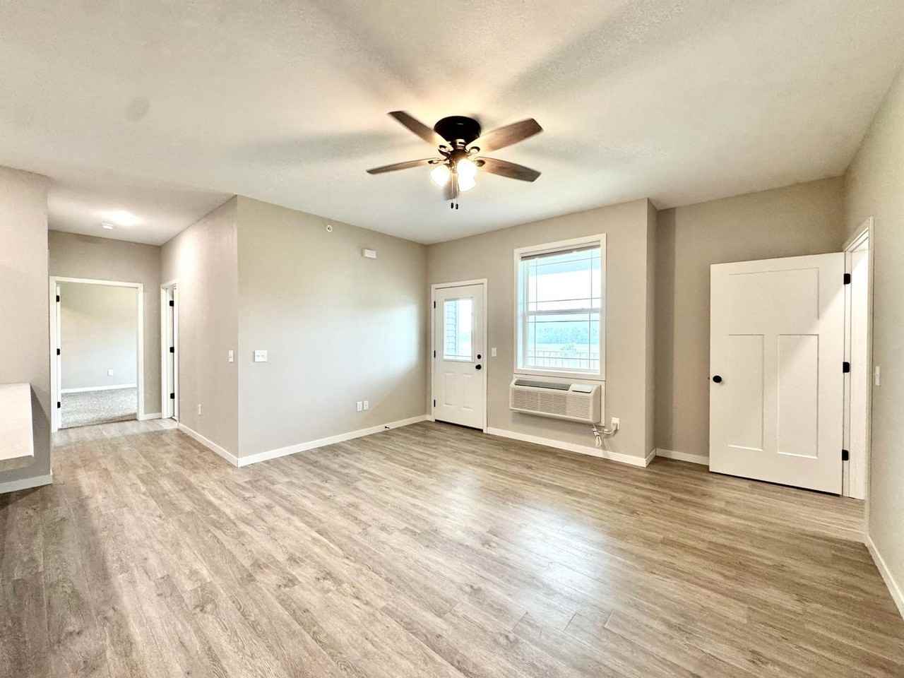 West Fifth Bldg. 02 - Photo 5 of 50