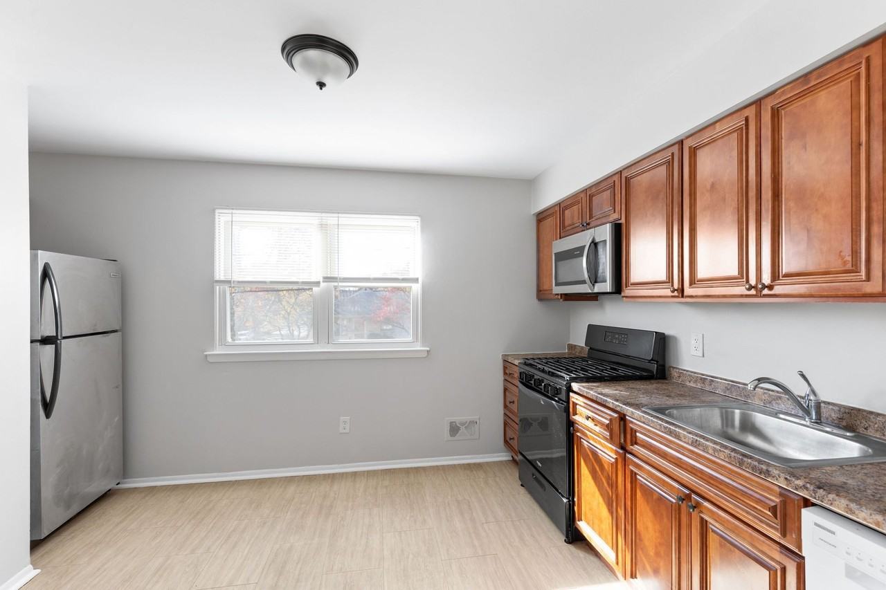 601-615 Benner St LLC - Photo 3 of 20