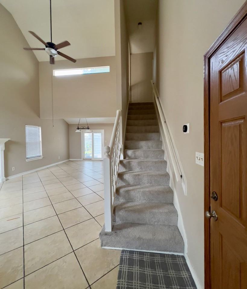 218 Woodland Park Circle - Photo 6 of 24