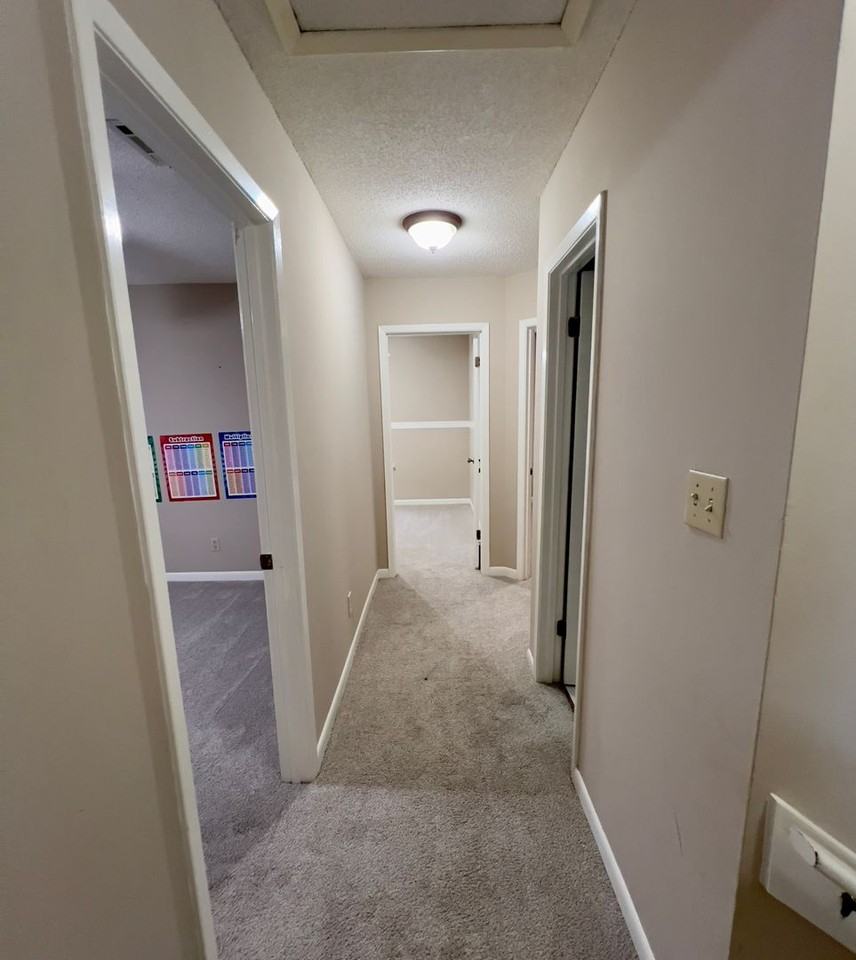 218 Woodland Park Circle - Photo 7 of 24