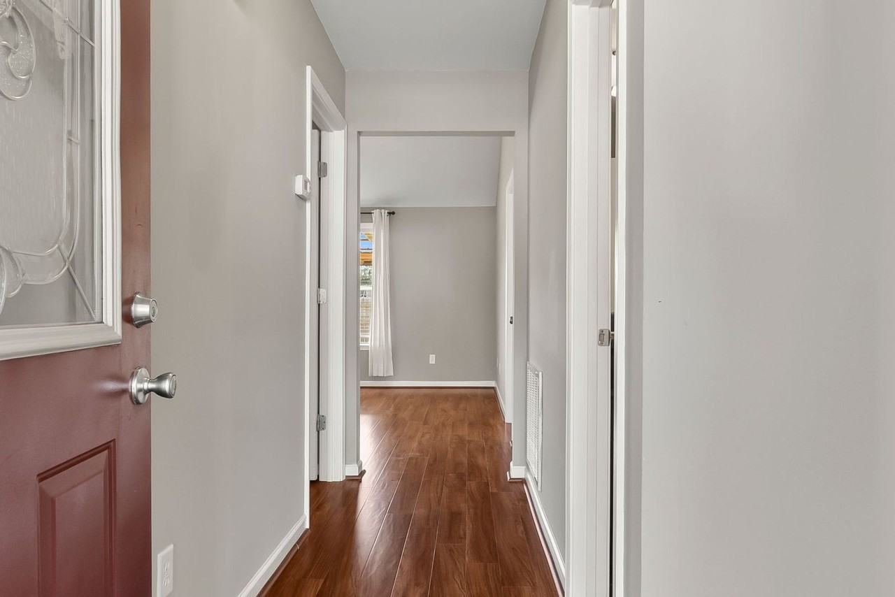 11339 Lexie Drive - Photo 3 of 26