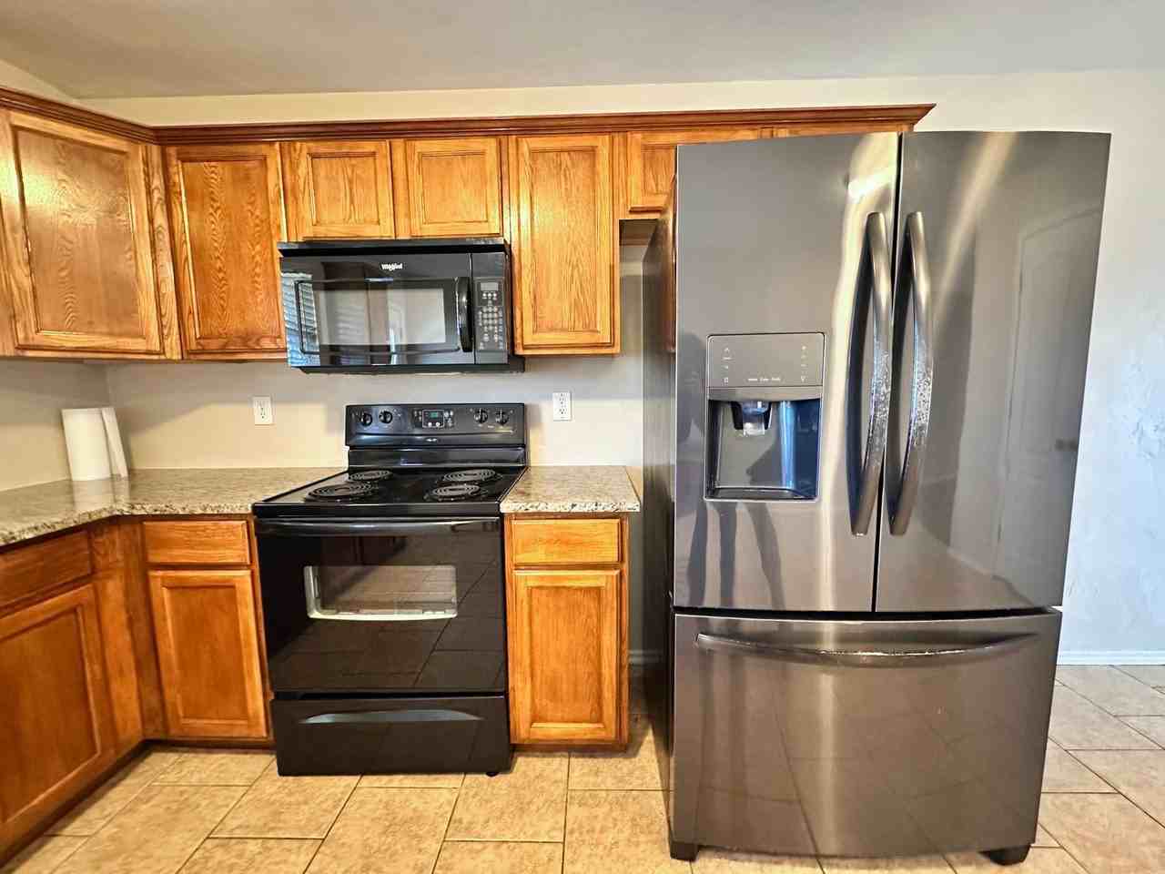 4501 Se 78th St - Photo 6 of 27