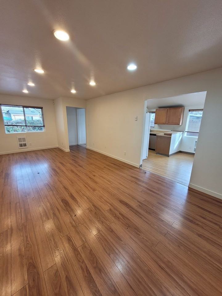 140 B St - Photo 7 of 21