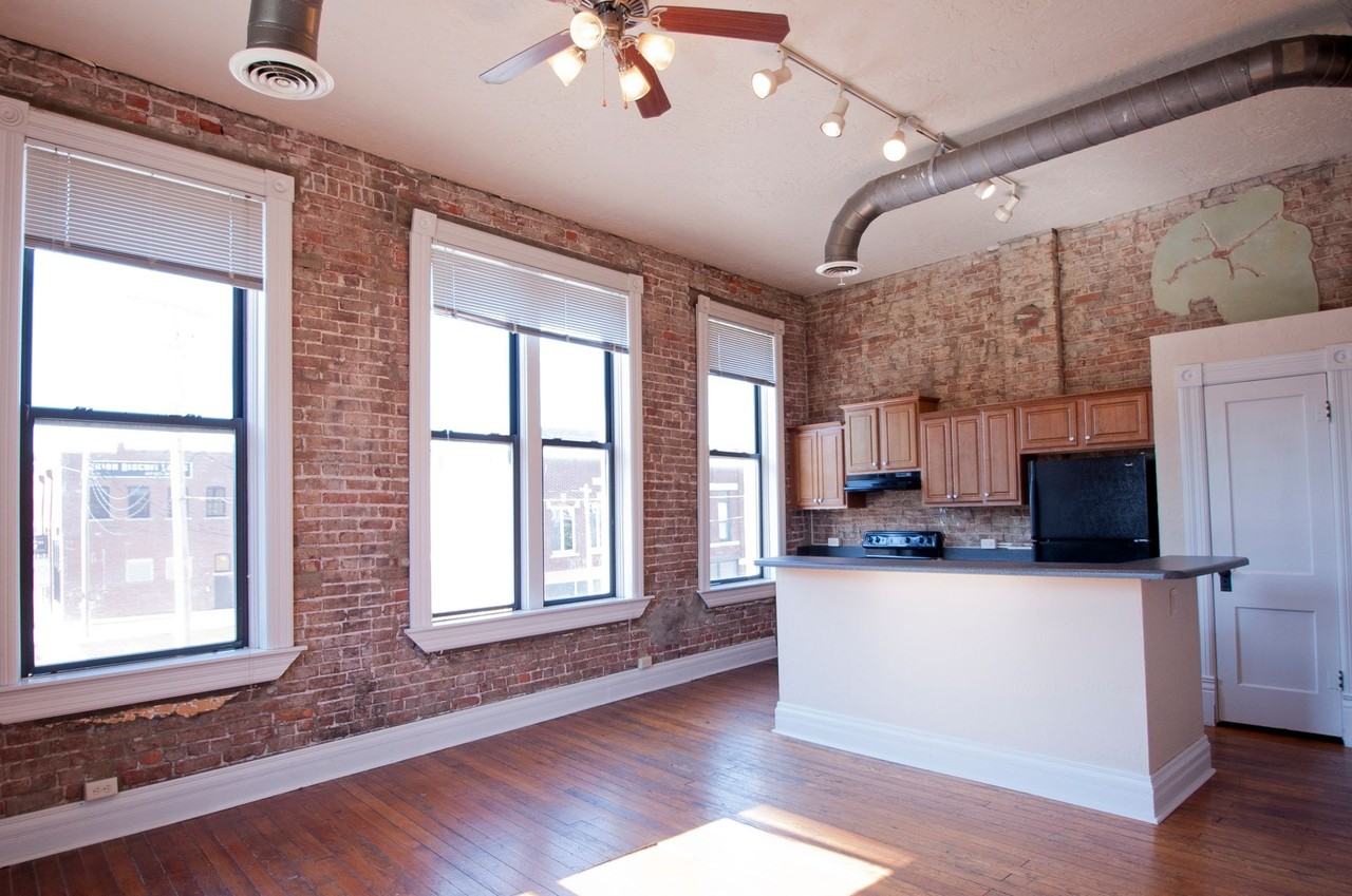 Palace Hotel Lofts - Photo 6 of 23