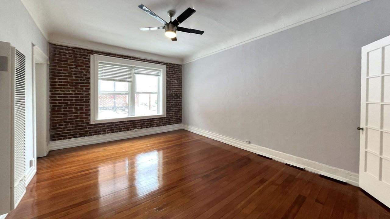 Jensen's Recreation Center Apts...Gorgeous Apartments...This You've Gotta See to Believe!!! - Photo 6 of 22