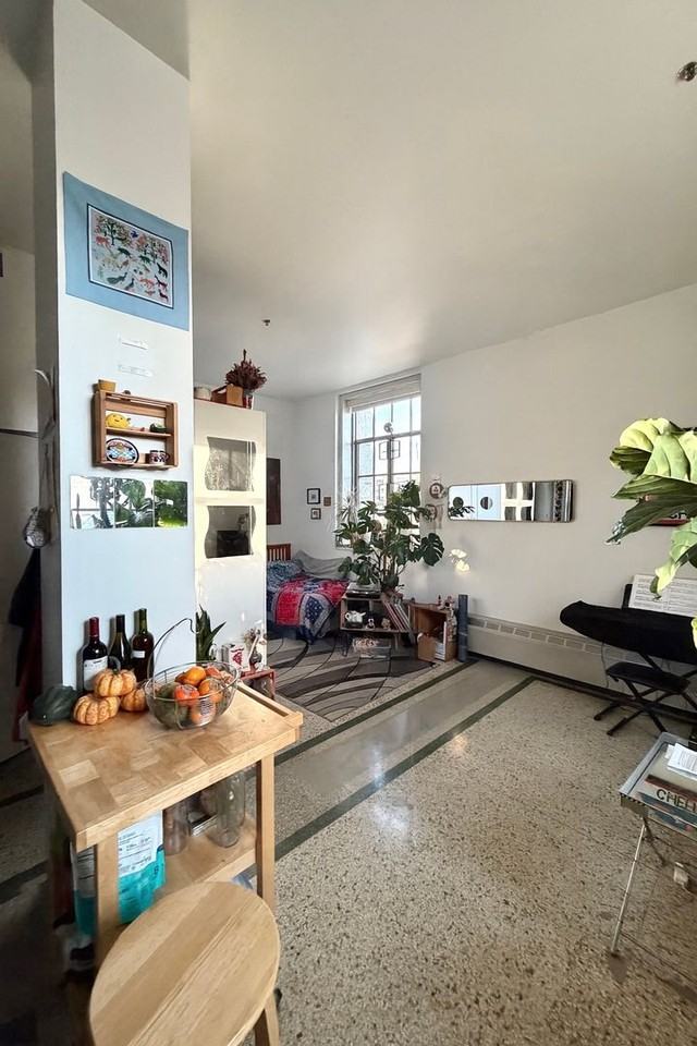 521 W 2nd Street - Photo 2 of 28