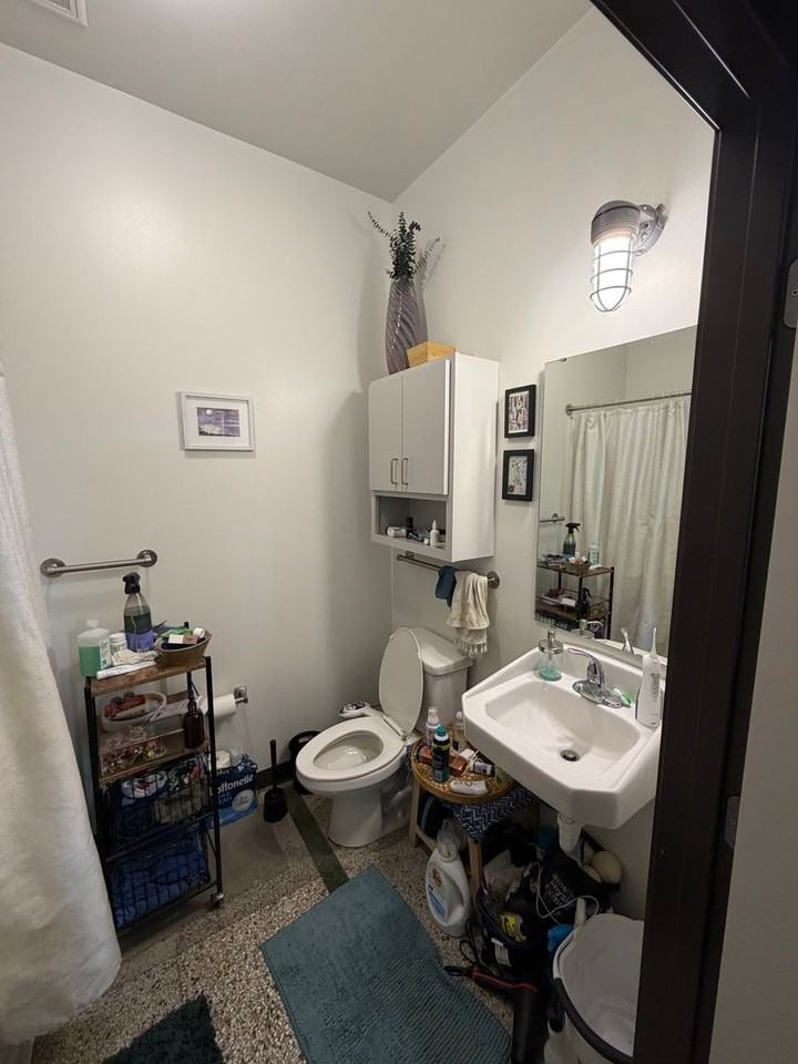 521 W 2nd Street - Photo 7 of 28