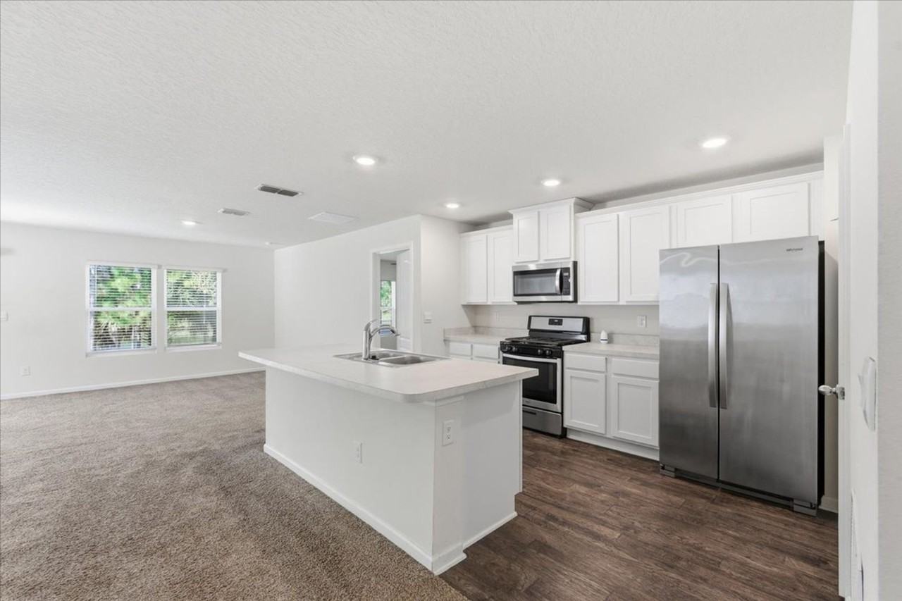 656 Grand Reserve Dr - Photo 7 of 34