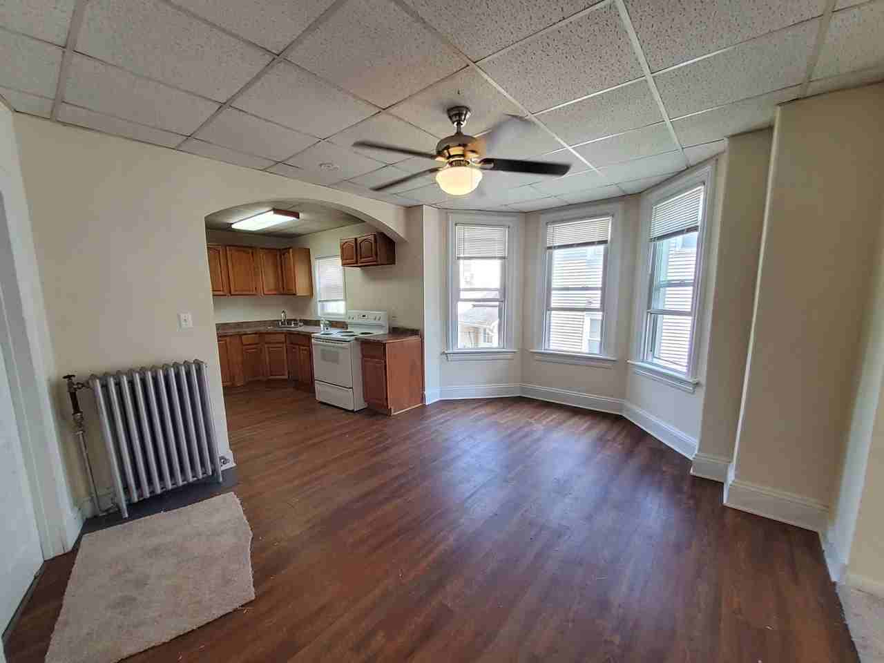 38 Central W - Photo 7 of 30