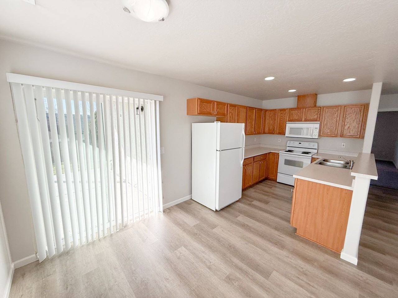 7438 Boyd Place - Photo 6 of 34