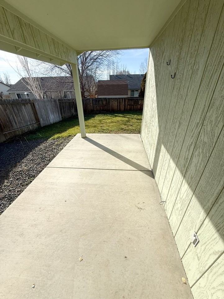 7438 Boyd Place - Photo 7 of 34