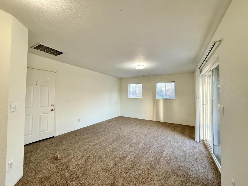 34 Lewis Avenue - Photo 2 of 12