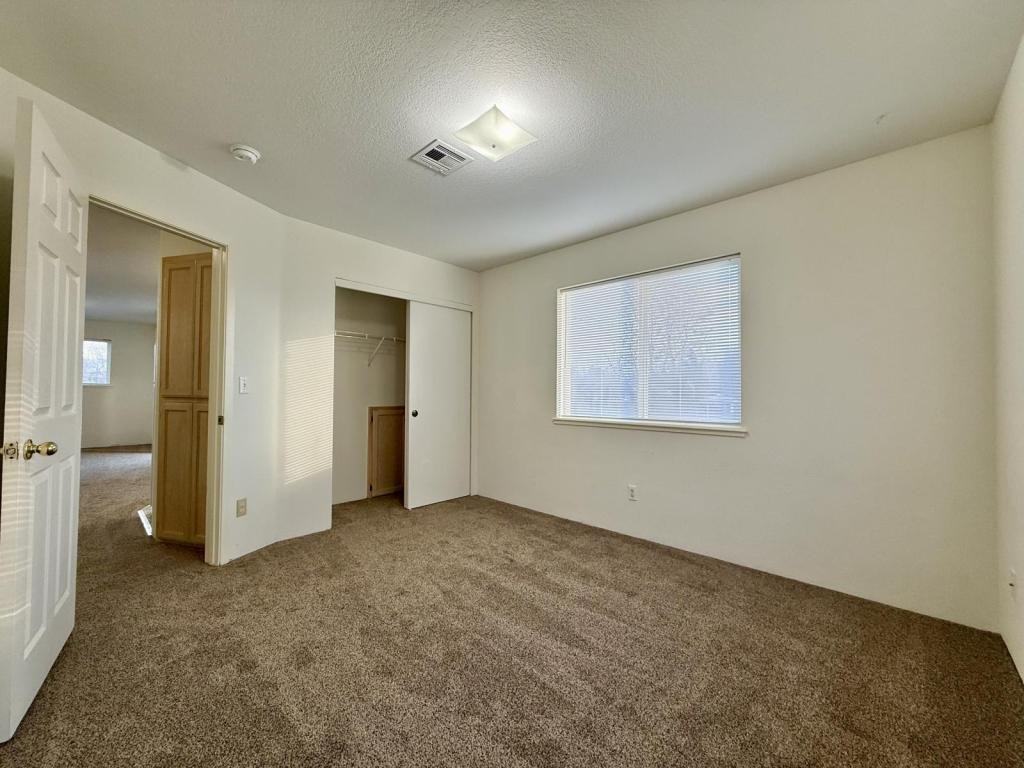 34 Lewis Avenue - Photo 5 of 12