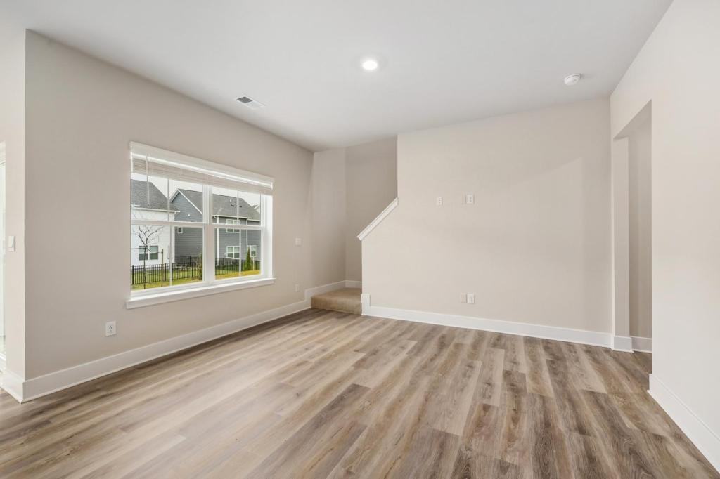 226 Munsee Cir - Photo 7 of 40