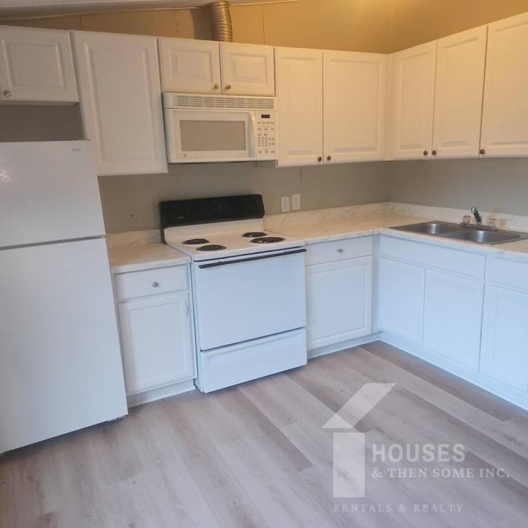 1418 Anderson Ridge Rd - Photo 4 of 19