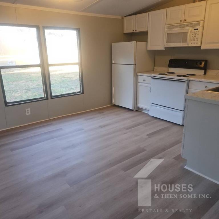 1418 Anderson Ridge Rd - Photo 5 of 19