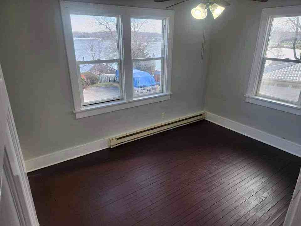 600 N Lake St Apt D - Photo 2 of 5