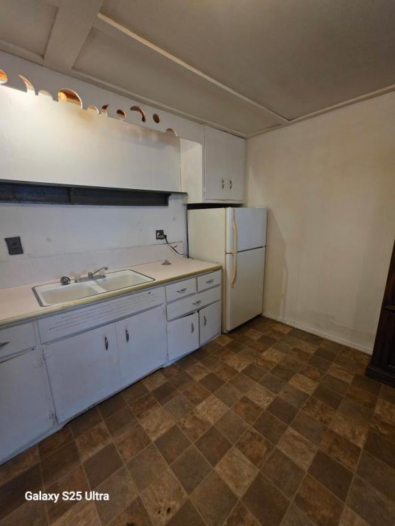 383 W 12th St Apt 3 - Photo 2 of 3