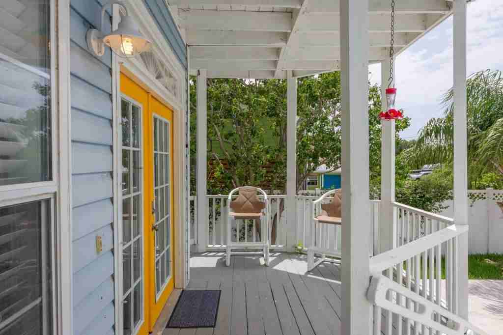 14602 Villa Maria Isabel - Photo 3 of 17