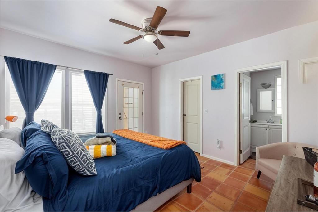 14602 Villa Maria Isabel - Photo 4 of 17