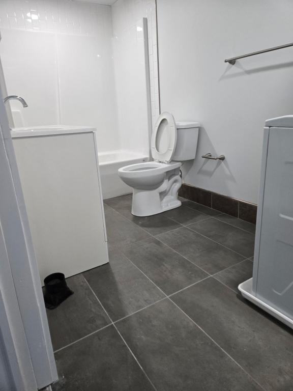 629 E Drinker St - Photo 5 of 5