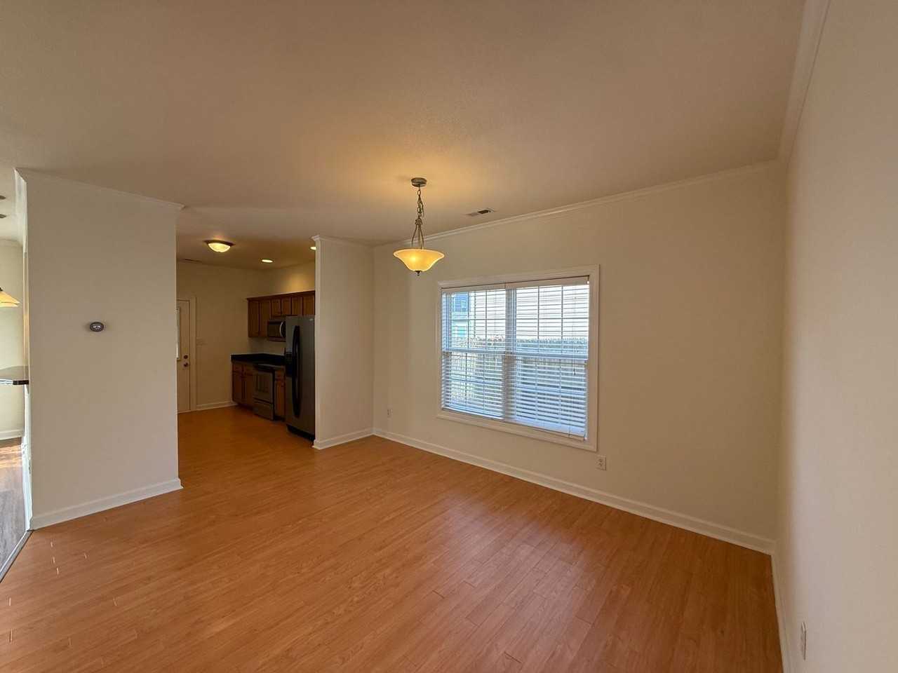 2135 Engle Avenue - Photo 6 of 18