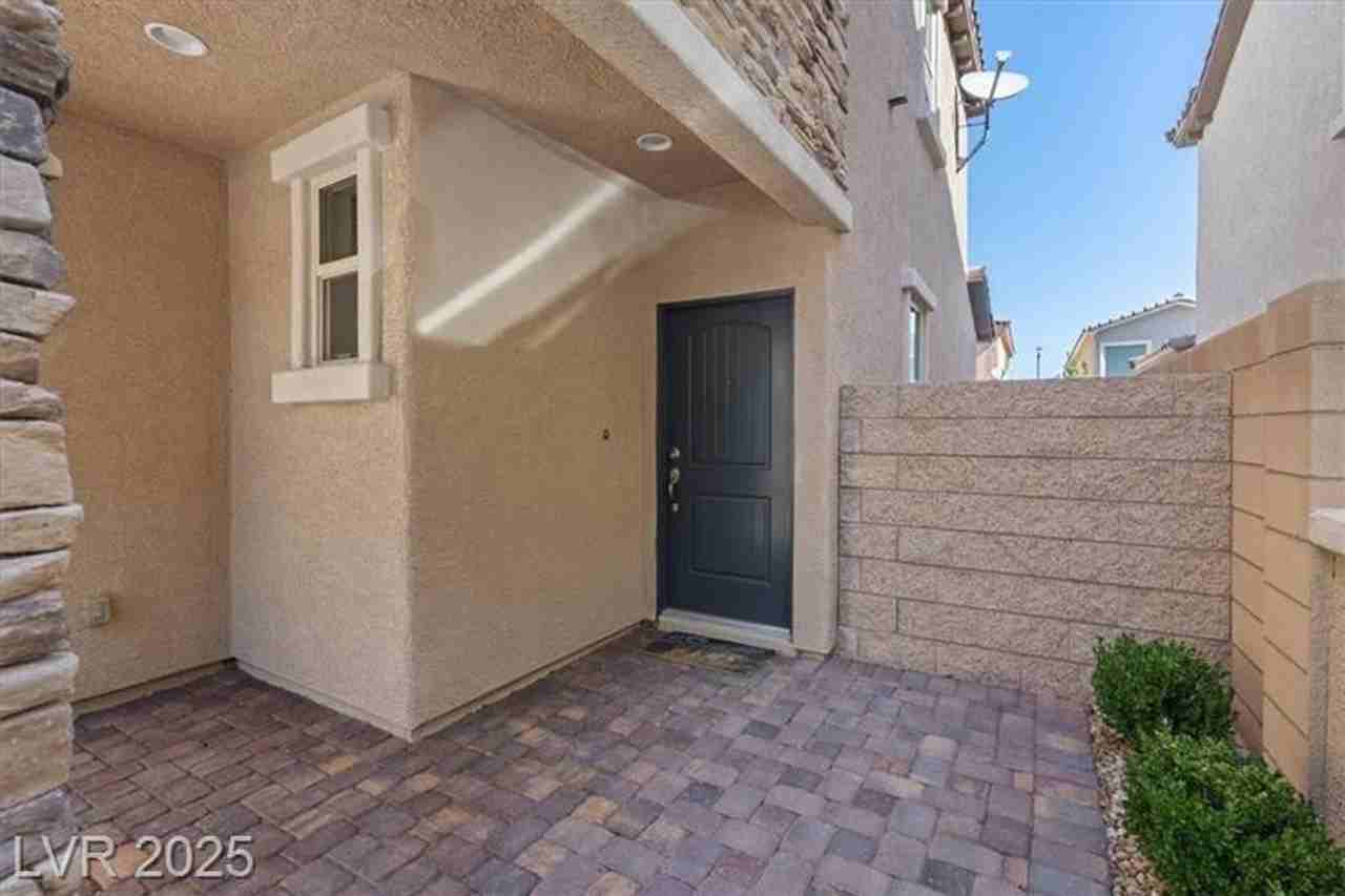 9668 Canyon Landing Avenue - Photo 2 of 21