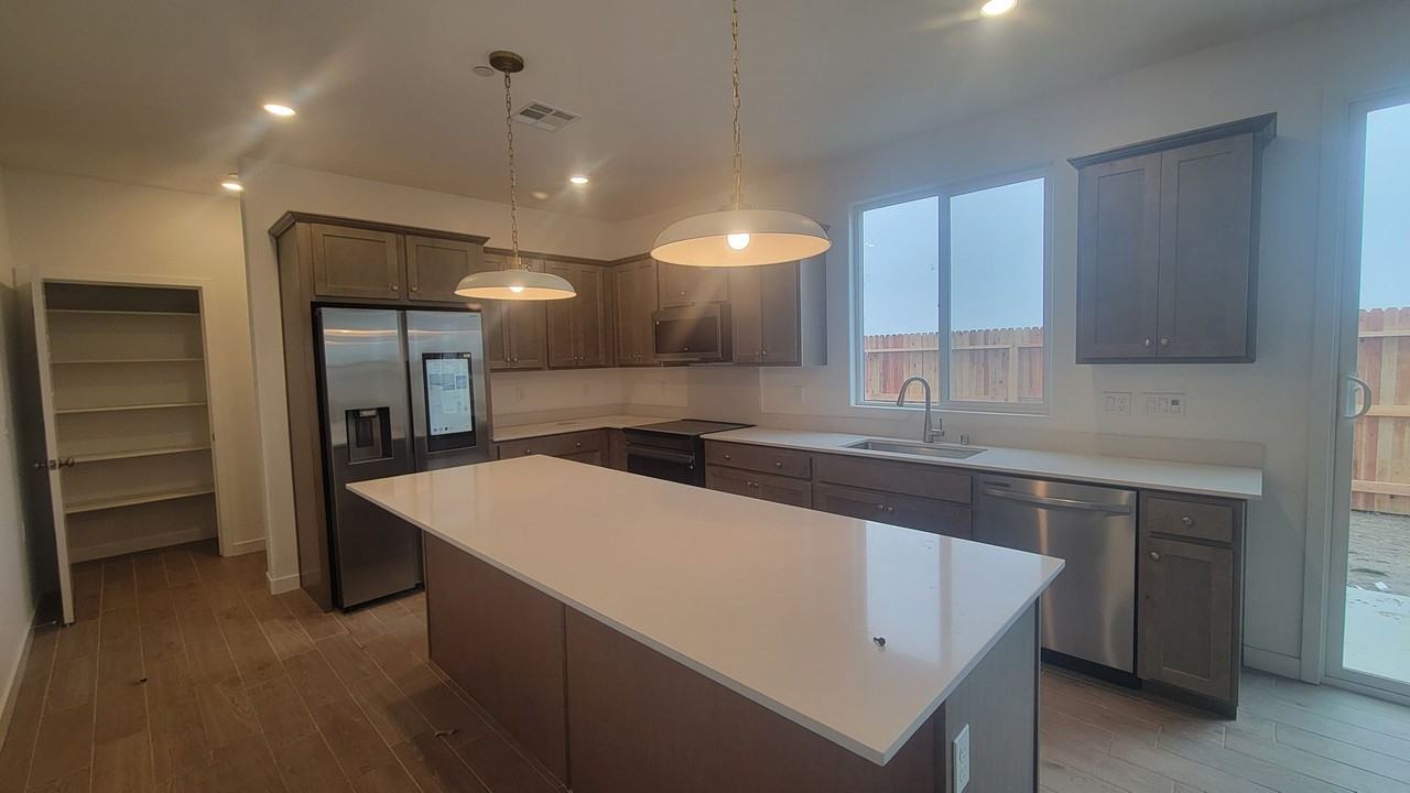 12570 Pensinger Road - Photo 4 of 18