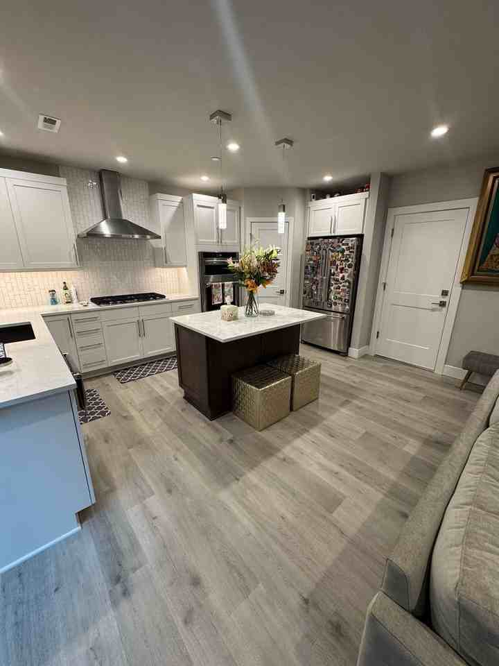 9869 135th Avenue Northeast - Photo 2 of 21