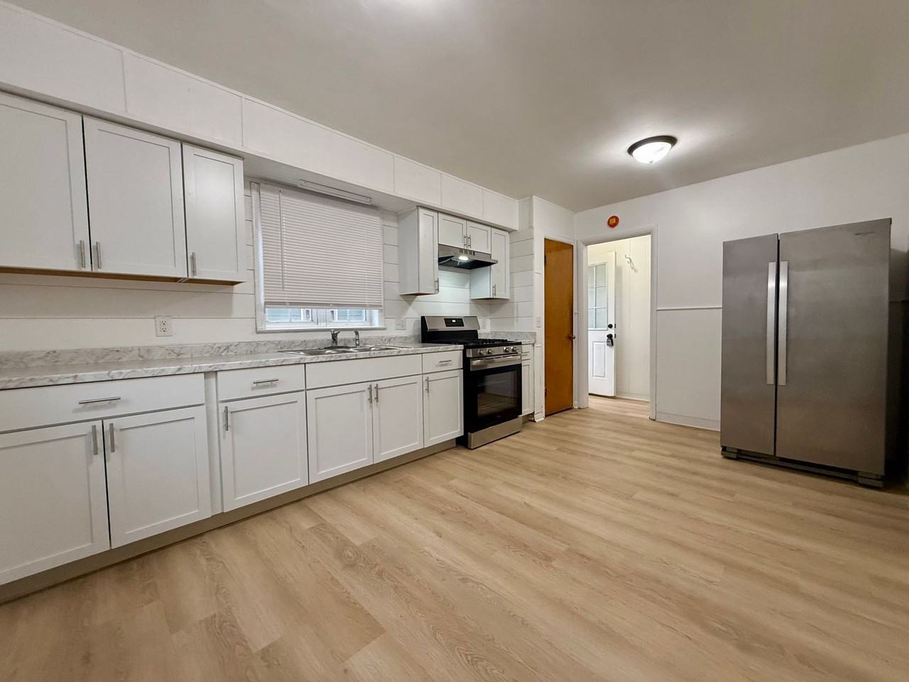 3333 5th Street - Photo 2 of 15