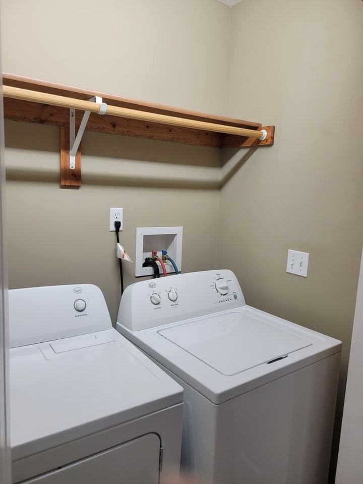 1109 Kimmy Lane - Photo 5 of 11