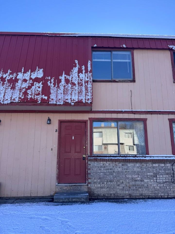 459 Topaz Drive #B - Photo 2 of 20