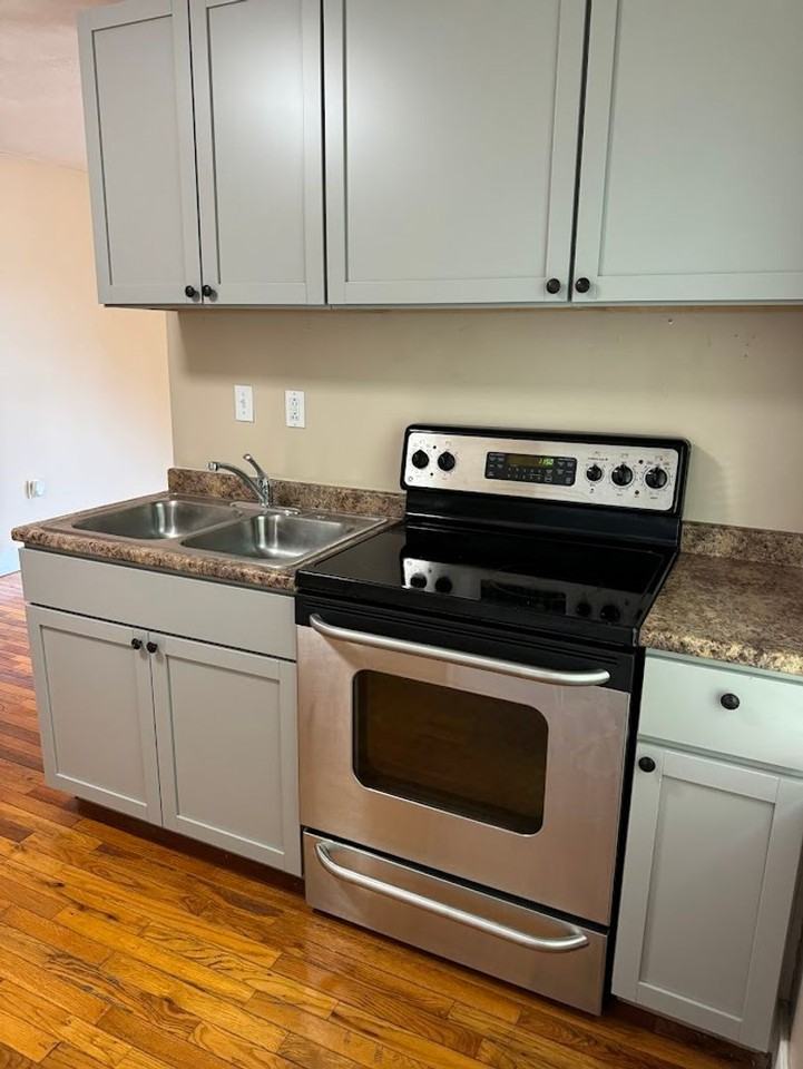 948 Us Highway 1 Byp - Photo 4 of 18