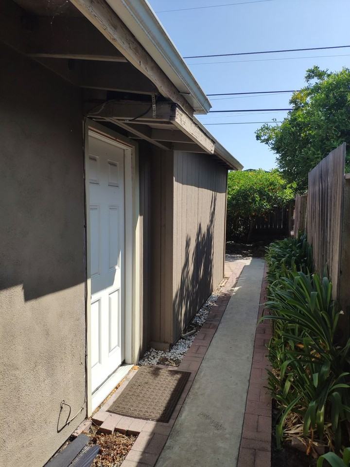 1150 Pecos Way - Photo 3 of 15