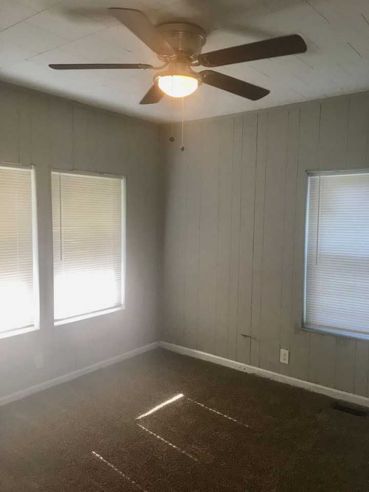 1208 N Boyce St - Photo 3 of 10