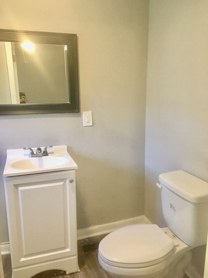 1208 N Boyce St - Photo 7 of 10