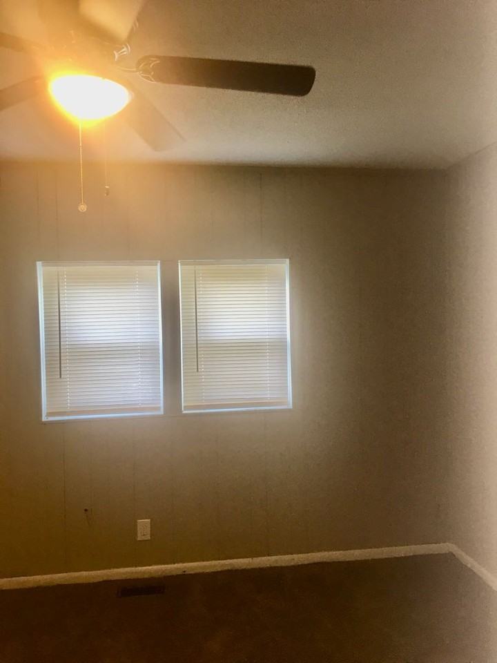 1208 N Boyce St - Photo 2 of 10