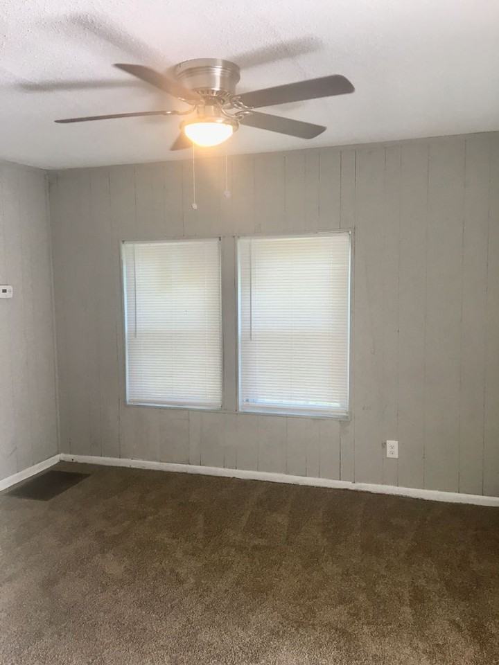 1208 N Boyce St - Photo 4 of 10