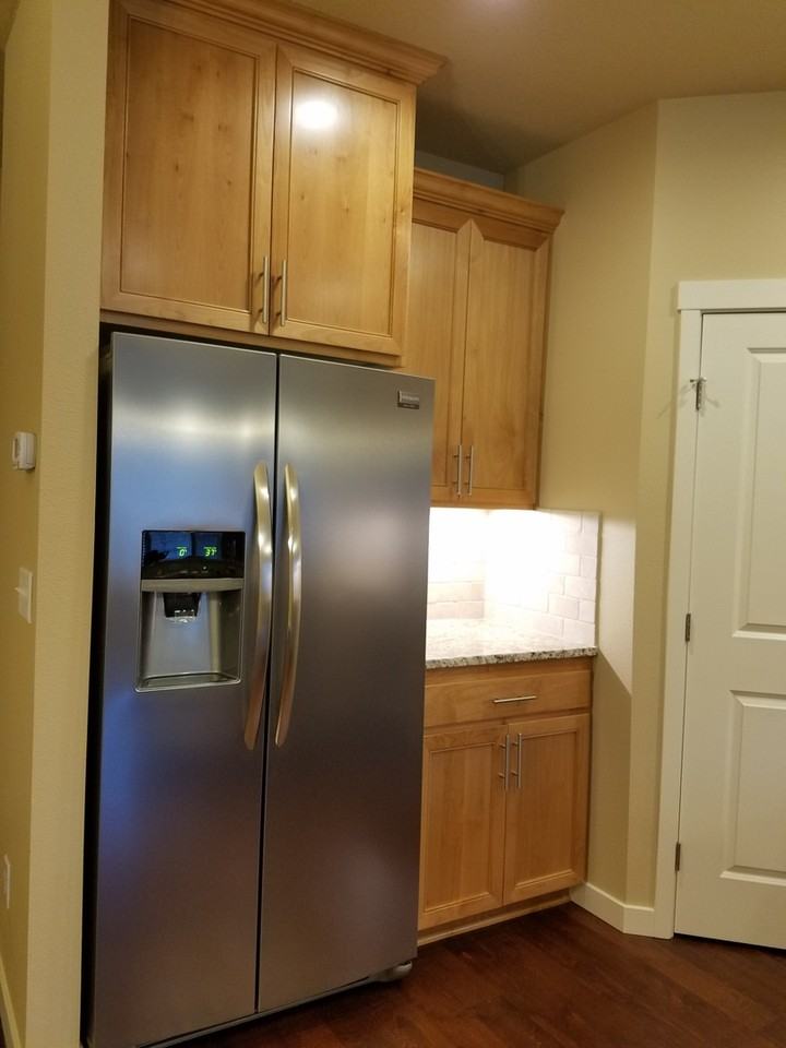 7105 Monroe Ln Ne - Photo 5 of 39