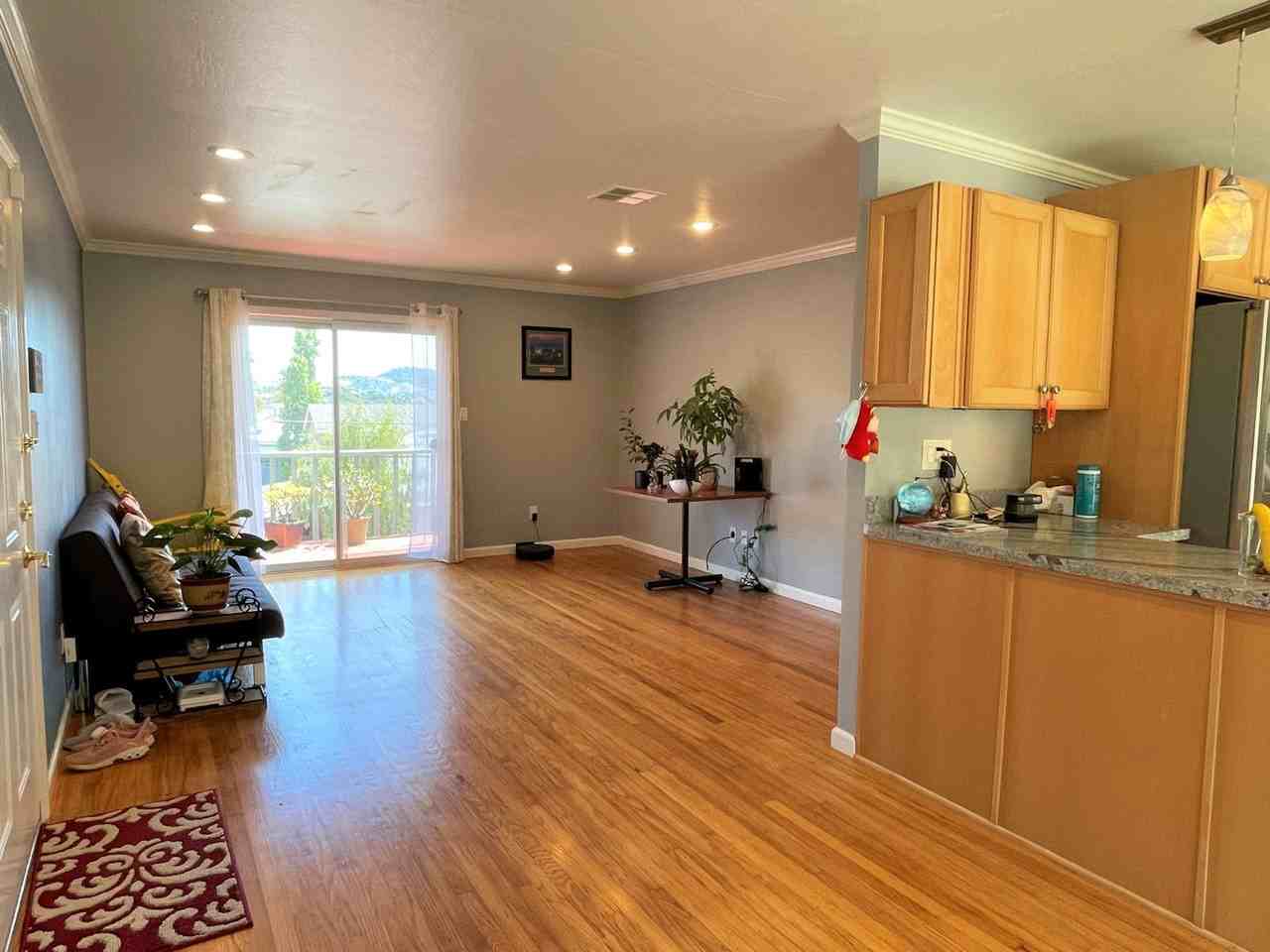 635 Drake Avenue - Photo 4 of 22