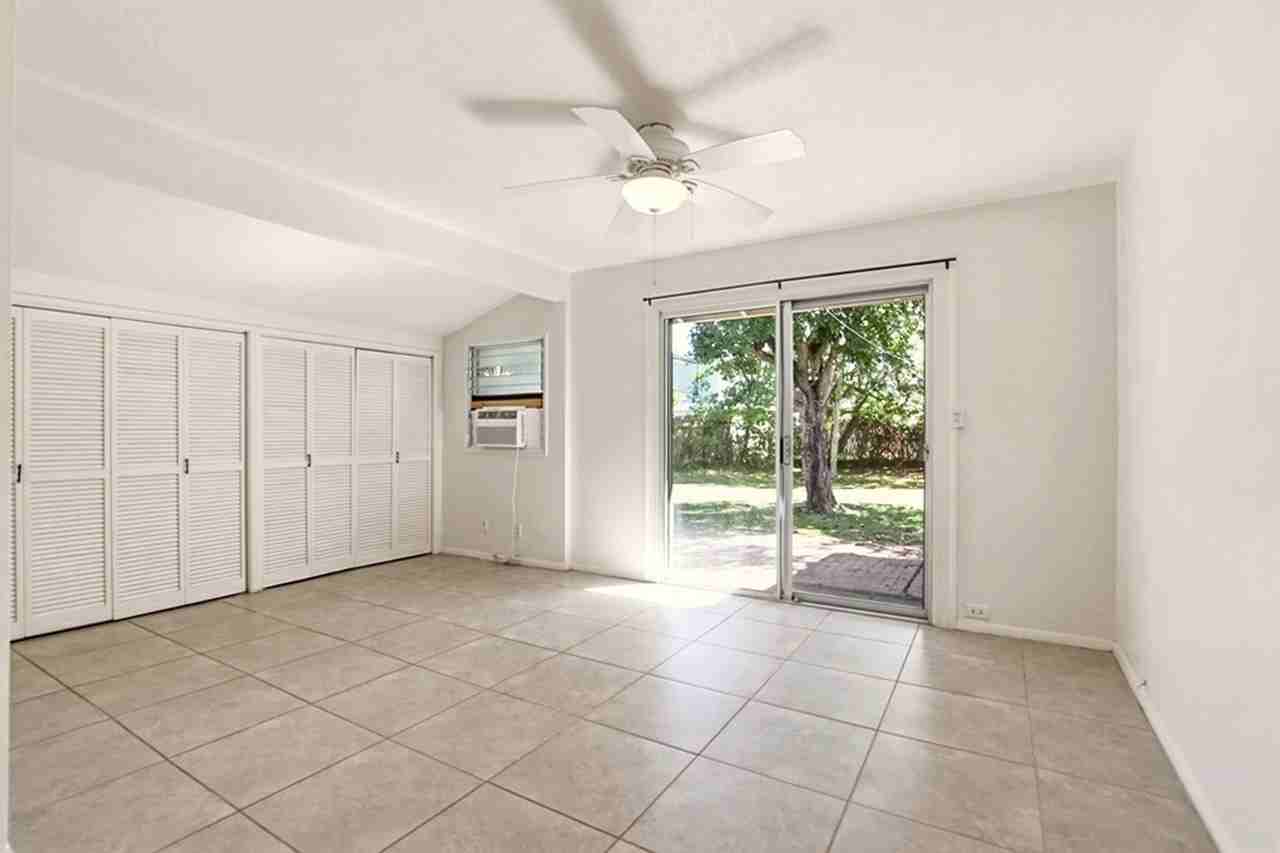 1032 Kainui Dr - Photo 6 of 16