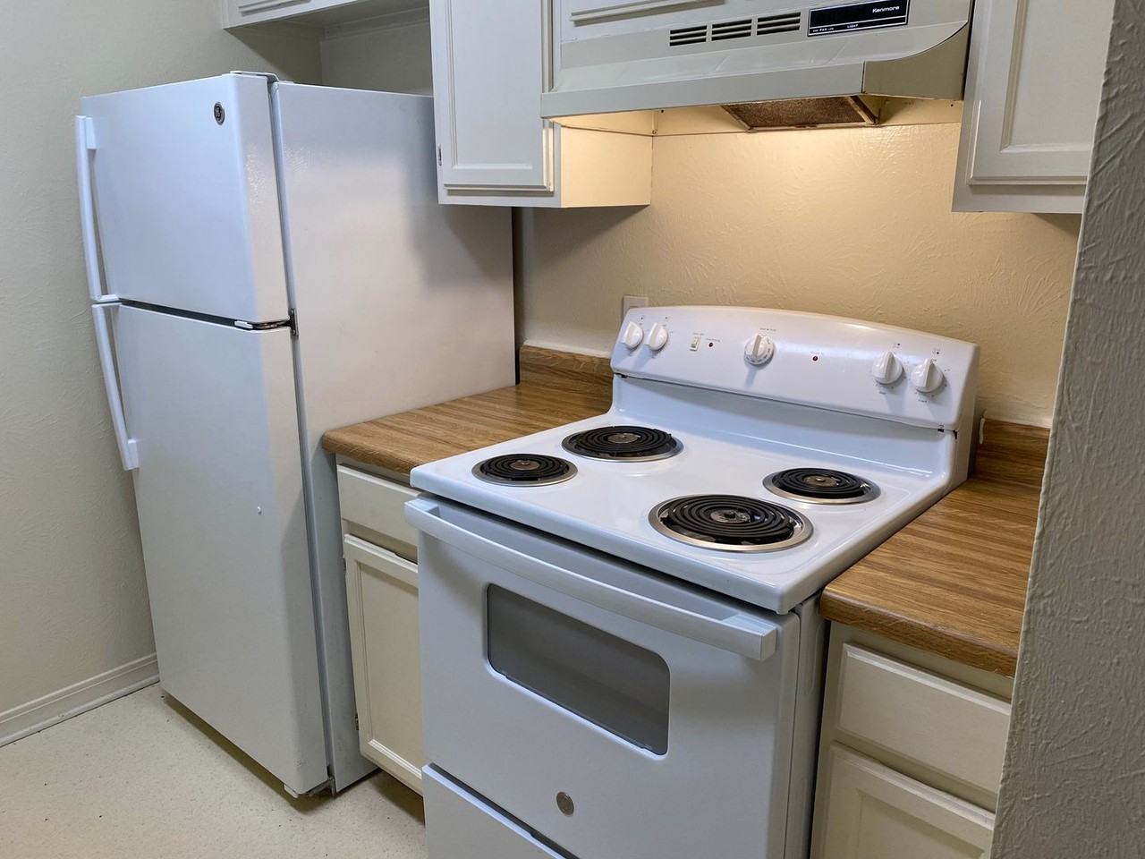 5705 E Texas St #85 - Photo 2 of 8