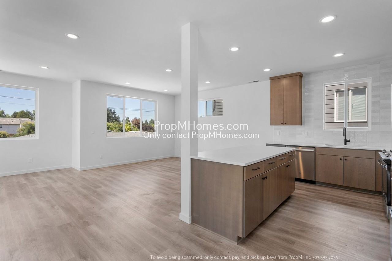 5506 Ne 55th Ave - Photo 6 of 25