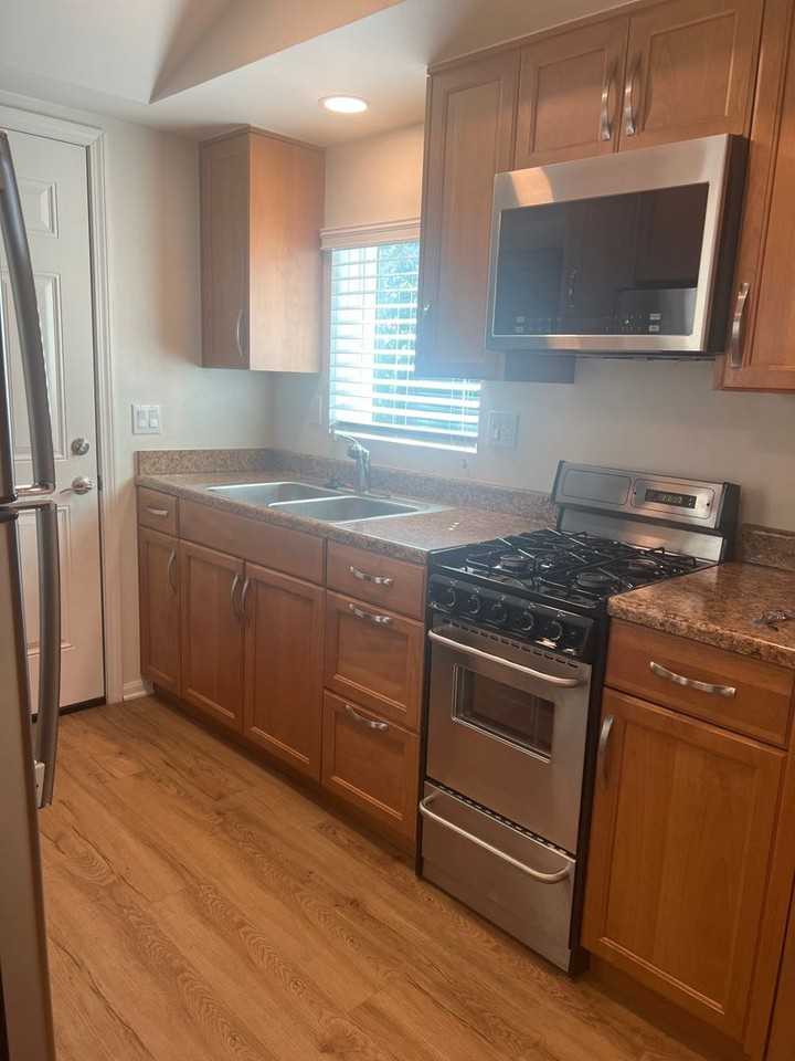 17048 Los Alimos St - Photo 6 of 13