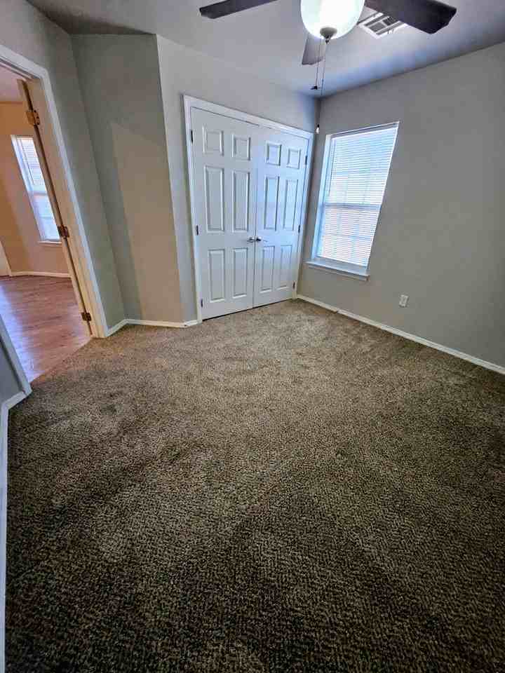 FARMHOUSE ROW - Photo 6 of 9